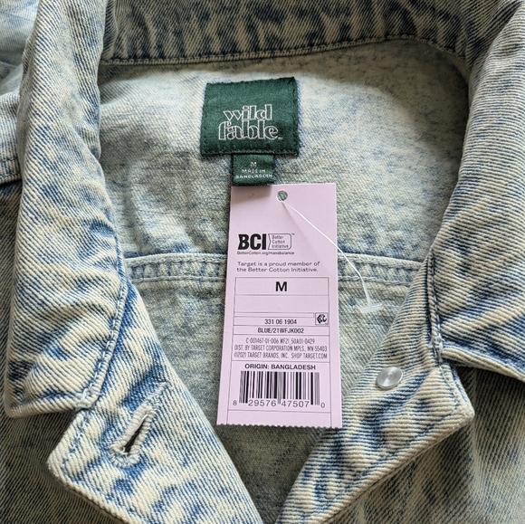 Denim Jacket with Button Closure - Picture 3 of 3